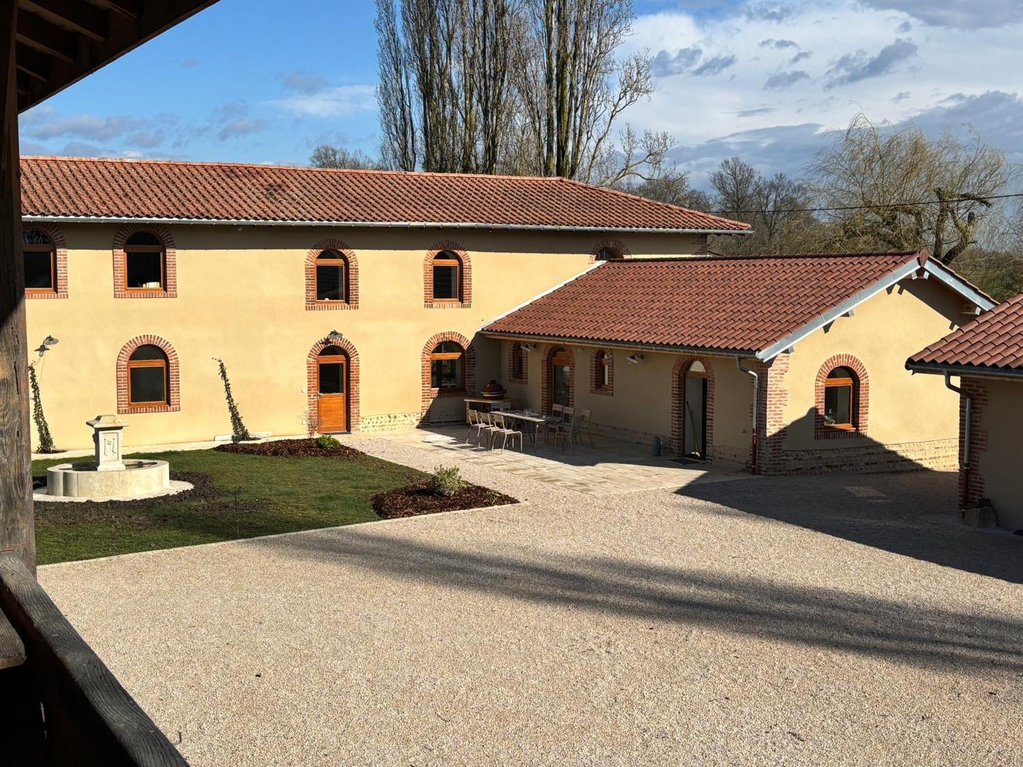 Bed and Breakfast Le Domaine Du Pin Châtillon-sur-Chalaronne Exteriér fotografie